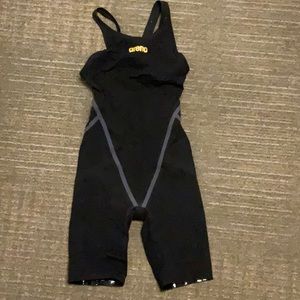 Arena core size 26 open suit (used a few times)